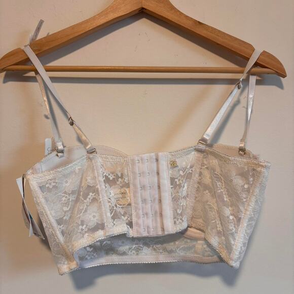 White lace bra 36c nwt - Picture 6 of 8
